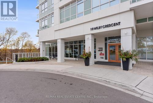 2101 - 10 Wilby Crescent, Toronto, ON - Outdoor