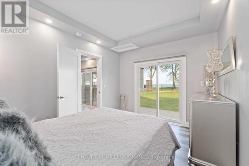 599 Beach Boulevard, Hamilton, ON - Indoor Photo Showing Bedroom