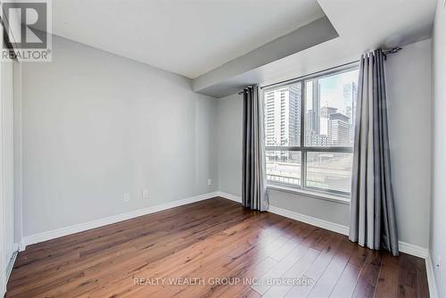 606 - 410 Queens Quay, Toronto, ON - Indoor Photo Showing Other Room