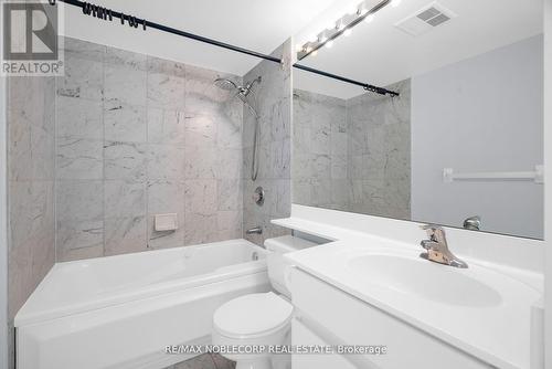 817 - 942 Yonge Street, Toronto, ON - Indoor Photo Showing Bathroom