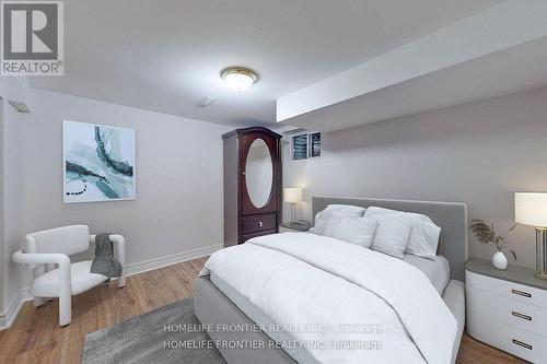 201 Centre Street W, Richmond Hill, ON - Indoor Photo Showing Bedroom