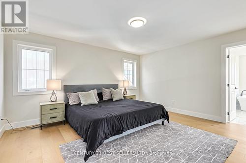 168 Courtland Street, Blue Mountains, ON - Indoor Photo Showing Bedroom