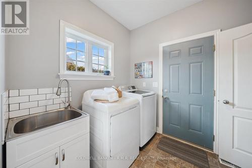 42 Jean Davey Road, Hamilton Township, ON - Indoor Photo Showing Laundry Room