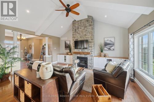 42 Jean Davey Road, Hamilton Township, ON - Indoor Photo Showing Living Room With Fireplace