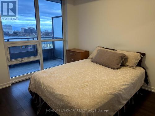 609 - 50 Forest Manor Road, Toronto, ON - Indoor Photo Showing Bedroom