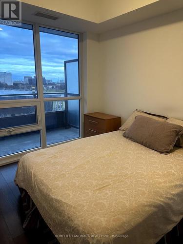 609 - 50 Forest Manor Road, Toronto, ON - Indoor Photo Showing Bedroom