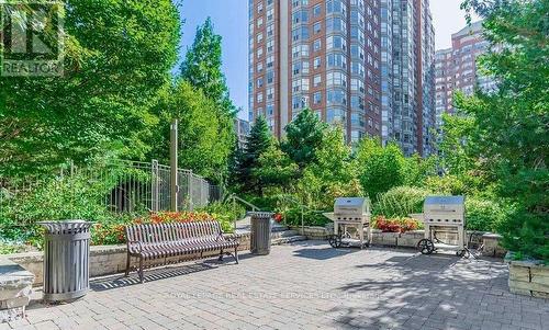 1903 - 3880 Duke Of York Boulevard, Mississauga, ON - Outdoor