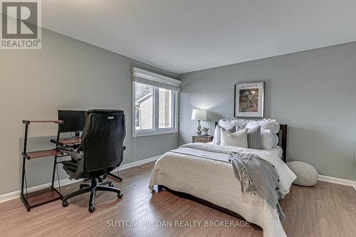 1262 Hastings Drive, London, ON - Indoor Photo Showing Bedroom