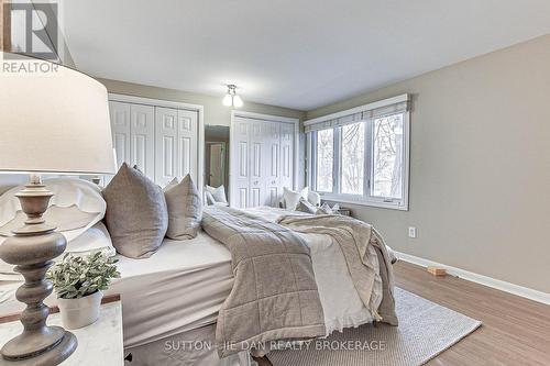 1262 Hastings Drive, London, ON - Indoor Photo Showing Bedroom