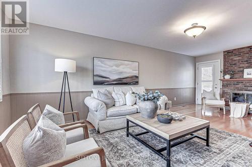 1262 Hastings Drive, London, ON - Indoor Photo Showing Living Room With Fireplace