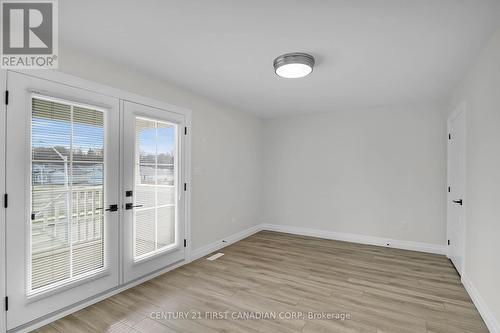 403 Breakwater Boulevard, Central Elgin, ON - Indoor Photo Showing Other Room