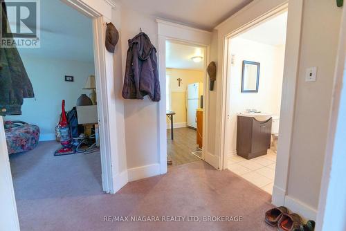 6141 Main Street, Niagara Falls (216 - Dorchester), ON - Indoor Photo Showing Other Room