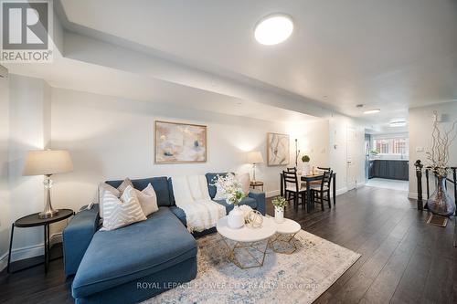 33 Christabelle Path N, Oshawa, ON - Indoor Photo Showing Living Room