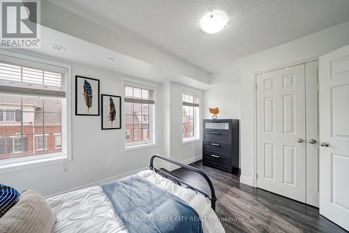 33 Christabelle Path N, Oshawa, ON - Indoor Photo Showing Bedroom