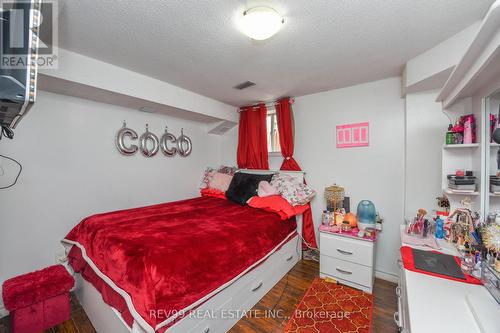 36 Fern Valley Crescent, Brampton, ON - Indoor Photo Showing Bedroom