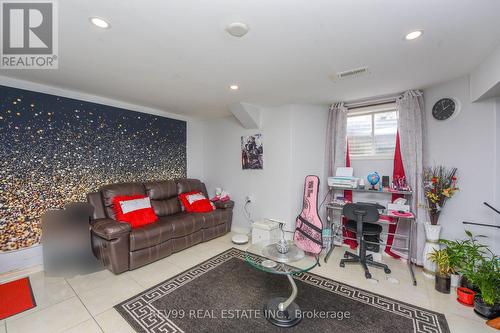 36 Fern Valley Crescent, Brampton, ON - Indoor