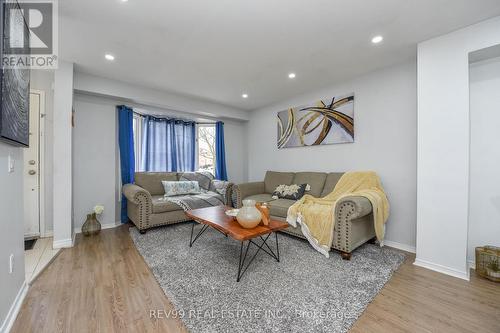 36 Fern Valley Crescent, Brampton, ON - Indoor Photo Showing Living Room