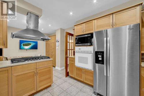 2477 Islington Avenue, Toronto, ON - Indoor Photo Showing Kitchen