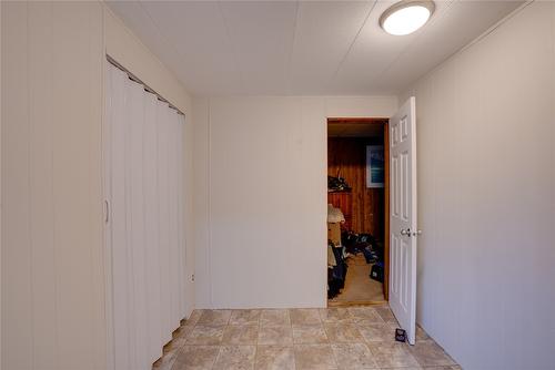 2544 Willow Park Road, Vernon, BC - Indoor Photo Showing Other Room