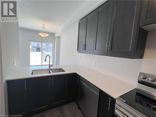 61 Soho Street Unit# 93, Stoney Creek, ON - Indoor Photo Showing Kitchen With Double Sink