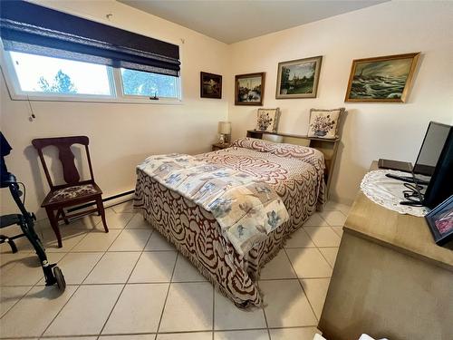 471 Princeton-Summerland Road, Princeton, BC - Indoor Photo Showing Bedroom