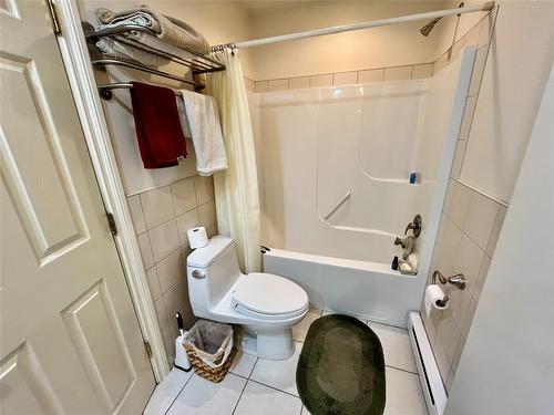 471 Princeton-Summerland Road, Princeton, BC - Indoor Photo Showing Bathroom