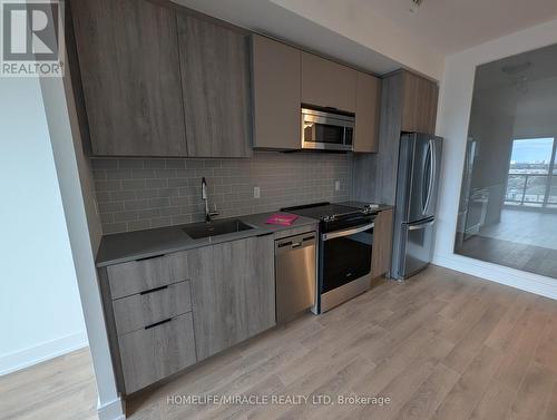 1116 - 1350 Ellesmere Road, Toronto, ON - Indoor Photo Showing Kitchen With Stainless Steel Kitchen With Upgraded Kitchen