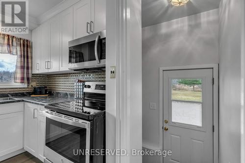 4791 Bellrock Road, South Frontenac, ON - Indoor Photo Showing Kitchen With Double Sink