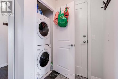 1710 - 75 Eglinton Avenue W, Mississauga, ON - Indoor Photo Showing Laundry Room