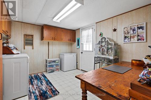 150 - 3033 Townline Road, Fort Erie, ON - Indoor Photo Showing Laundry Room