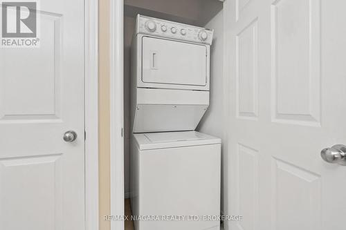 321 Elgin Street, Port Colborne, ON - Indoor Photo Showing Laundry Room