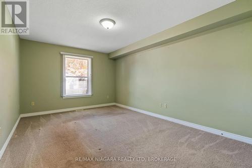 321 Elgin Street, Port Colborne, ON - Indoor Photo Showing Other Room