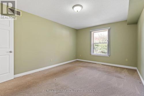 321 Elgin Street, Port Colborne, ON - Indoor Photo Showing Other Room