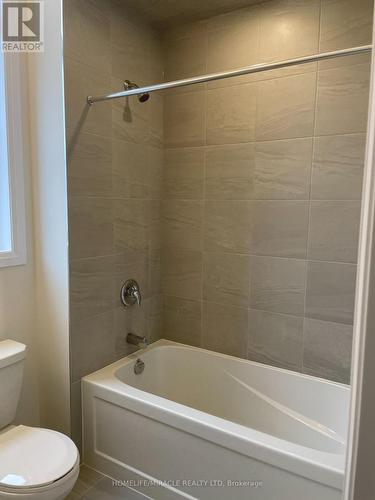 44 - 25 Fieldridge Crescent, Brampton, ON - Indoor Photo Showing Bathroom