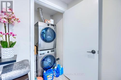 18 Ewing Street, Halton Hills, ON - Indoor Photo Showing Laundry Room