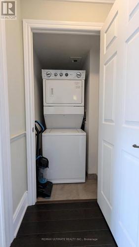 202 - 2325 Central Park Drive, Oakville, ON - Indoor Photo Showing Laundry Room