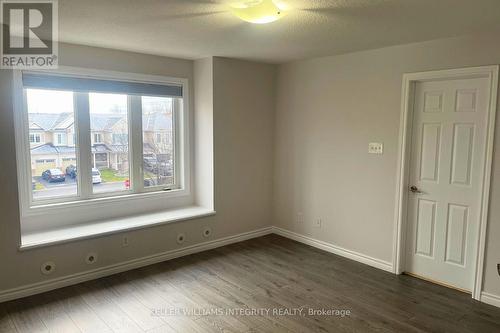 1736 Maple Grove Road, Ottawa, ON - Indoor Photo Showing Other Room