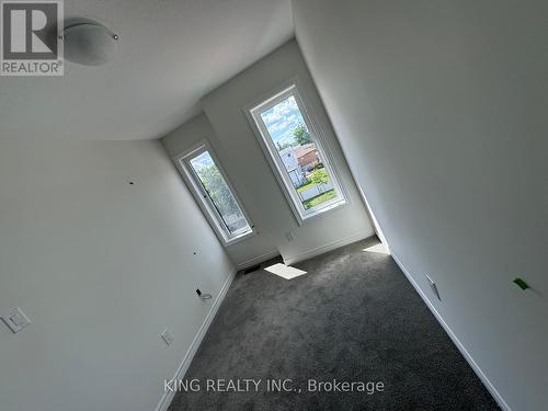 10 Reid Avenue N, Hamilton, ON - Indoor Photo Showing Other Room