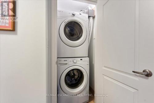 225 - 8111 Forest Glen Drive, Niagara Falls (Mt. Carmel), ON - Indoor Photo Showing Laundry Room