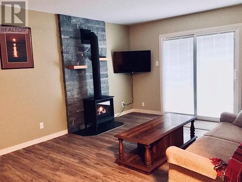 1151 Gerry Sorensen Way Unit# 317, Kimberley, BC - Indoor Photo Showing Living Room With Fireplace