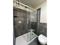 Main bath and main unit - 