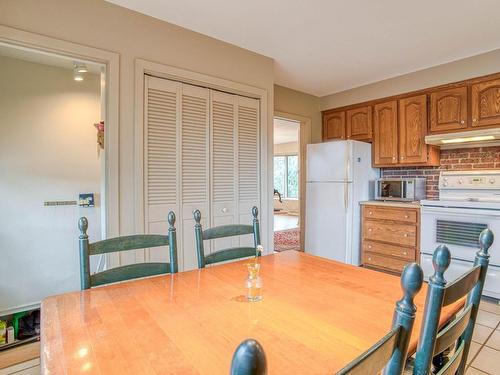 Coin-repas - 236 Place Jean-Talon, Repentigny (Repentigny), QC - Indoor Photo Showing Kitchen