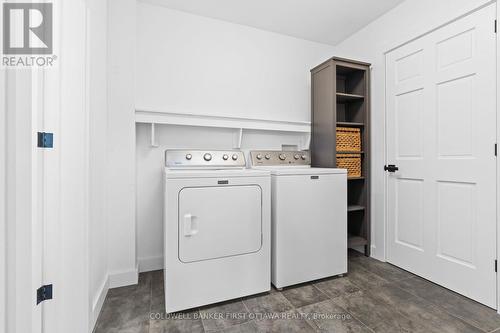 4210 Scotch Line Road, Tay Valley, ON - Indoor Photo Showing Laundry Room