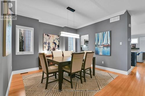 220 Allgrove Way, Ottawa, ON - Indoor Photo Showing Dining Room