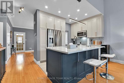 220 Allgrove Way, Ottawa, ON - Indoor Photo Showing Kitchen With Upgraded Kitchen