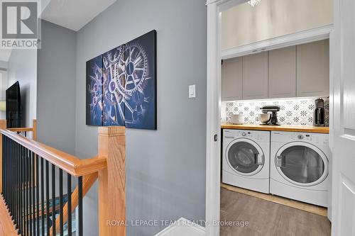 220 Allgrove Way, Ottawa, ON - Indoor Photo Showing Laundry Room