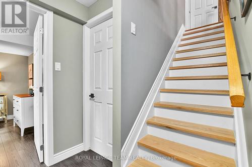 220 Allgrove Way, Ottawa, ON - Indoor Photo Showing Other Room