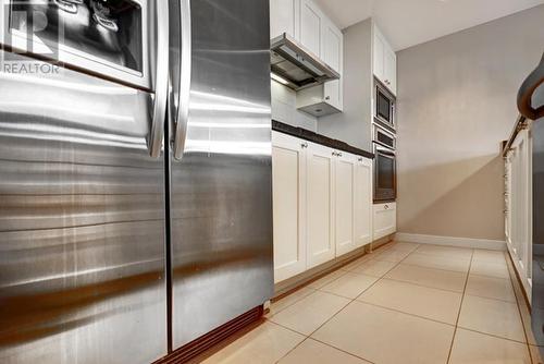 308 9373 Hemlock, Richmond, BC - Indoor Photo Showing Kitchen