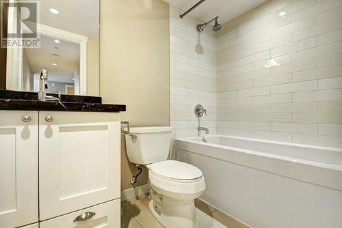 308 9373 Hemlock, Richmond, BC - Indoor Photo Showing Bathroom