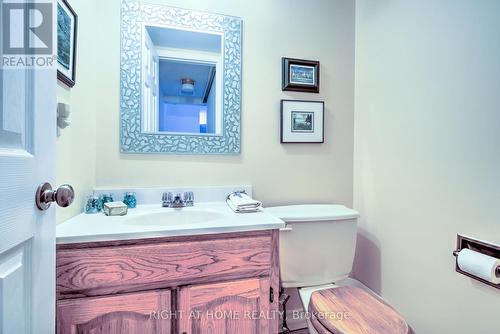 1223 Cedarcroft Crescent, Ottawa, ON - Indoor Photo Showing Bathroom